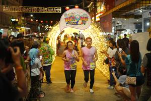 BIB: 5013
                            <button type="button" onclick="openModal(21831716)" class="btn btn-primary btn-sm float-right btn-popup" data-toggle="modal" data-target=".modal-high-quality">
                        <i class="fas fa-shopping-cart"></i> Add to Cart
                    </button>
                                            <button type="button" onclick="isThisMe(21831716, true)" class="btn btn-success btn-sm float-right btn-popup btn-isme hidden" data-toggle="tooltip" data-placement="bottom" title="นี่คือรูปของคุณใช่ไหม คลิกที่นี่เพื่อเอาเข้าอัลบั้ม">
                        <i class="fas fa-plus"></i> Add to album
                    </button>
                    <button type="button" onclick="isThisMe(21831716, false)" class="btn btn-warning btn-sm float-right btn-popup btn-isnotme hidden">
                        <i class="fas fa-ban"></i> Remove from album
                    </button>